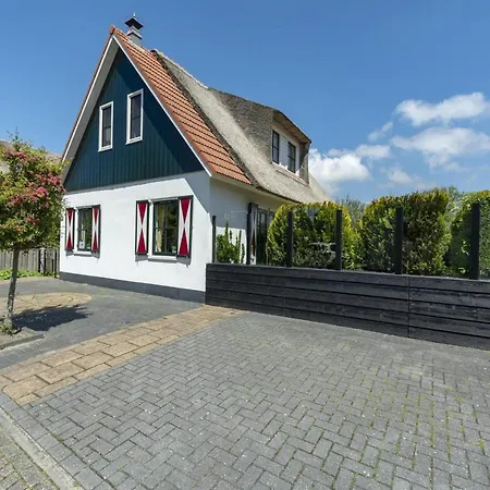Gracious With Terrace Villa Callantsoog