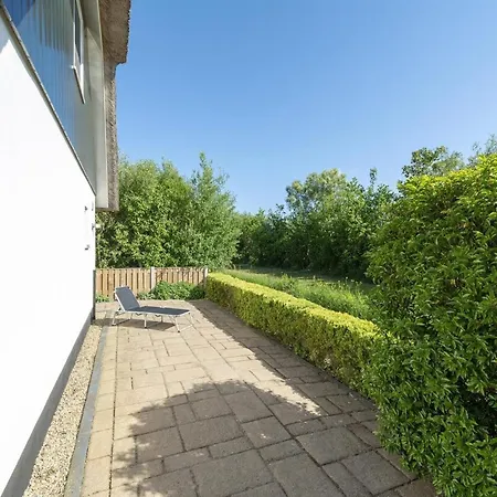 Villa Gracious With Terrace Callantsoog
