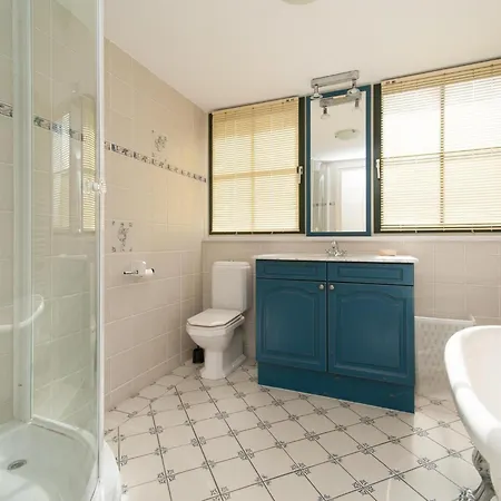 De Buitenplaats 97 For 5-people Near וילה